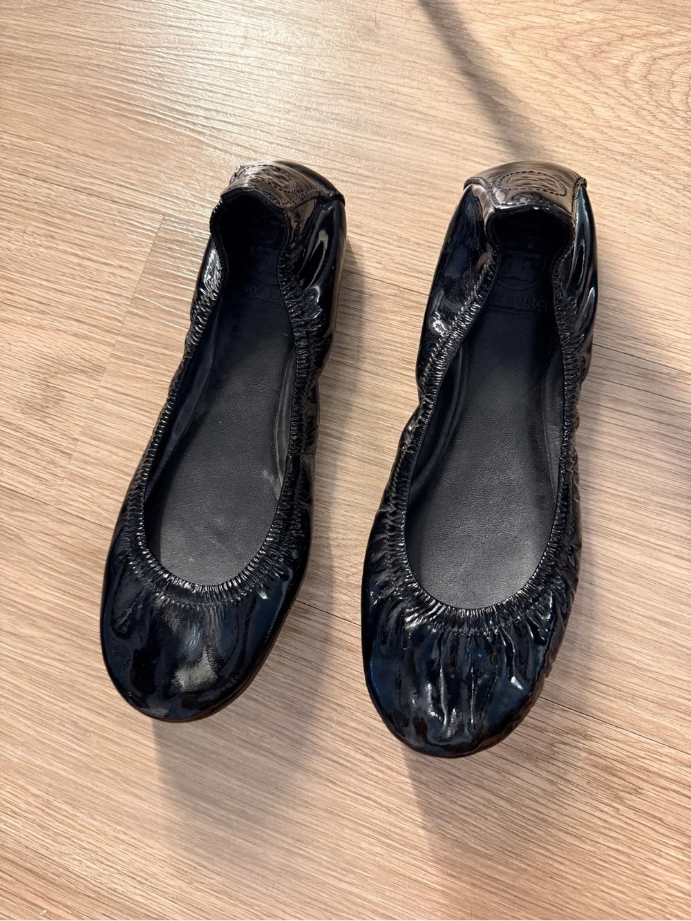 Tory Burch Eddie Scrunch Patent Ballet Flat